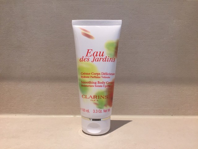 clarins smoothing body cream