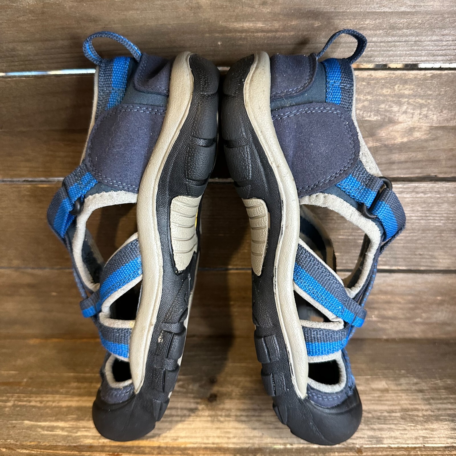 Sandali comodi grandi per bambini Keen Venice H2 blu navy atletica trail taglia 3 Y in ottime condizioni