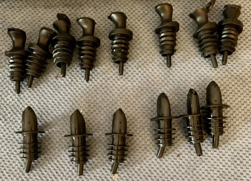 14 Black POUR SPOUTS 8 Flip Top, 6 open top Liquor Bottle Pourers