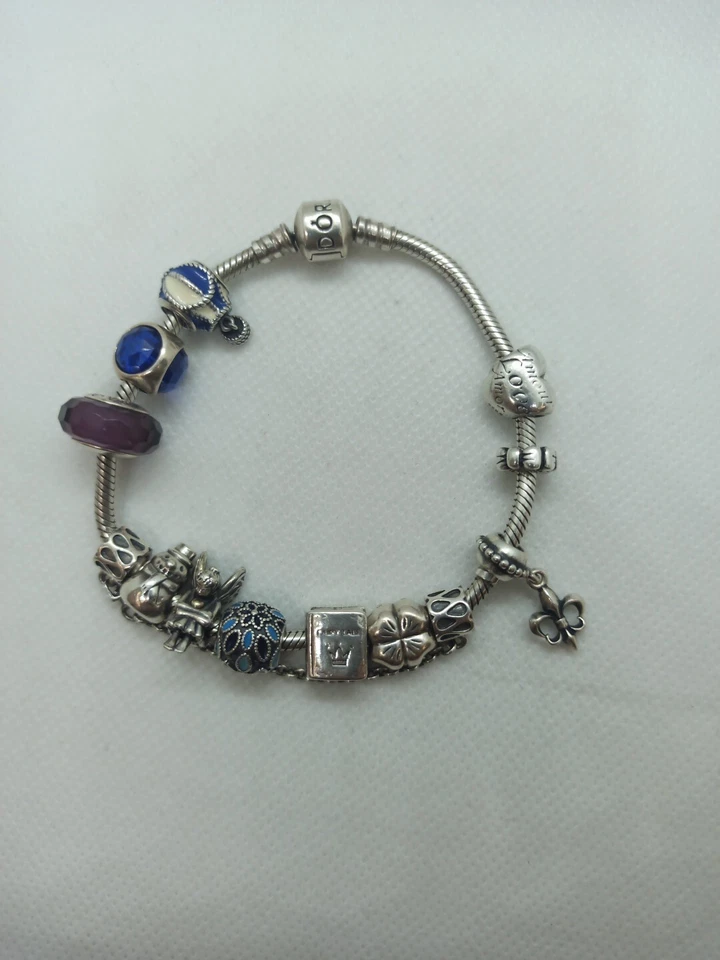 Bracciale Pandora Completo Di 13 Charms - Immagine 2 di 4