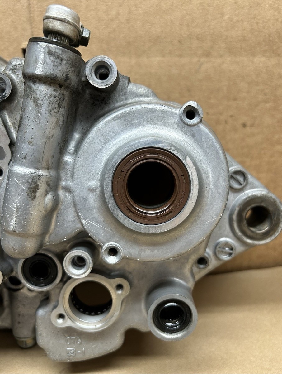 03-08 Suzuki LTZ400 Left Right Engine Cases Crankcase Crank Case