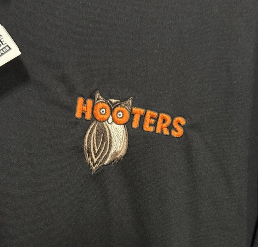 Camisa polo HOOTERS preta Murano adulto GG OnTour 16252 - Imagem 2 de 4