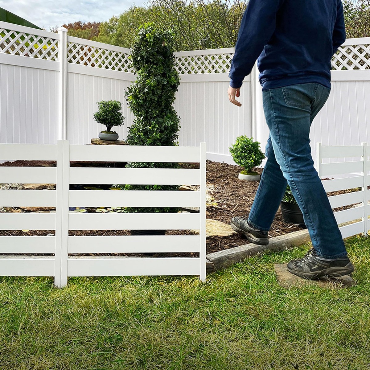 26in H x 24in W (3 Panels) No Dig Zippity Maui Fence Kit, White