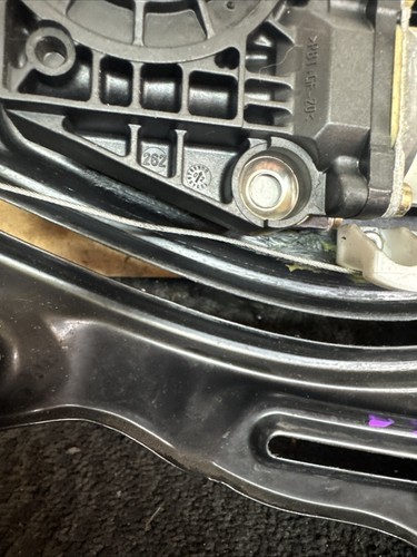 Volkswagen Beetle Cabriolet Convertible Window Regulator Rear Left 1Y0959811 - Picture 7 of 11