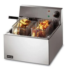 Lincat Lynx 400 LFF 5 Ltr Electric Countertop Single Tank Fish Fryer (2x Basket)
