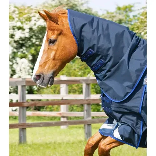 Premier Equine Buster 40g Turnout Rug With Classic Neck Cover in Navy - Image 2 of 4