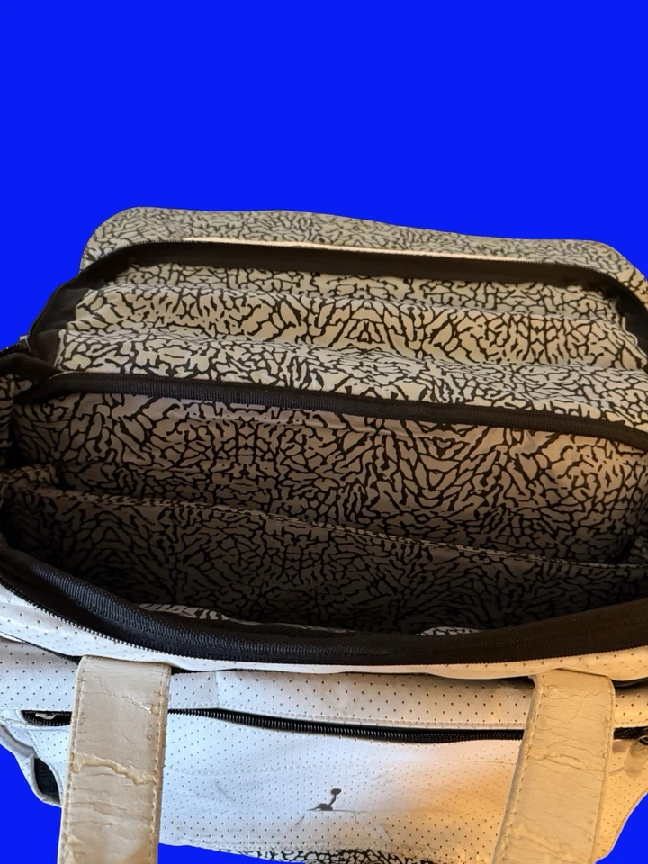 Jordan Vintage 1990’s Leather Laptop/ Book Bag - Image 3 of 4