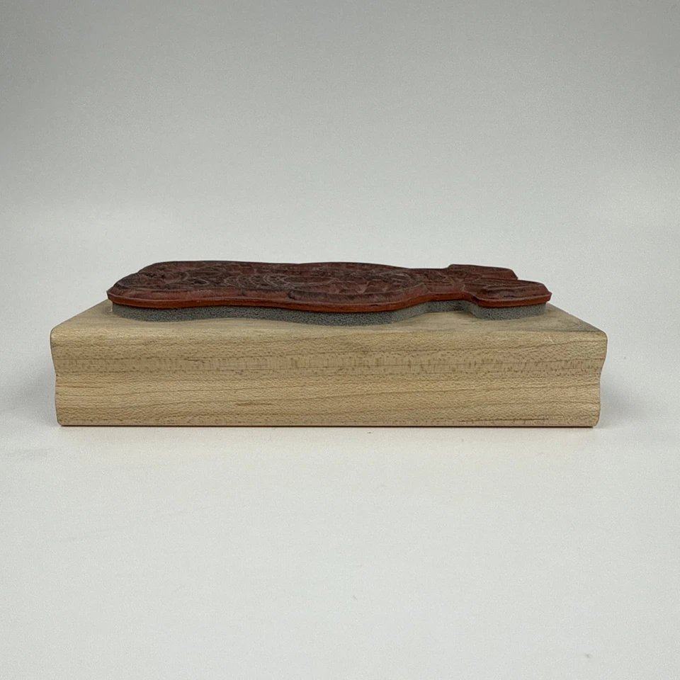 Oso de peluche Darcie's Country Folk en pijama de conejo sello de goma de madera 3”x4” Foto 4 de 4