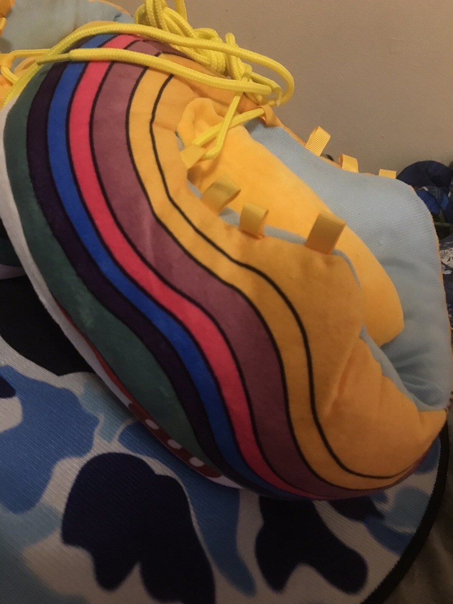 sean wotherspoon house slippers