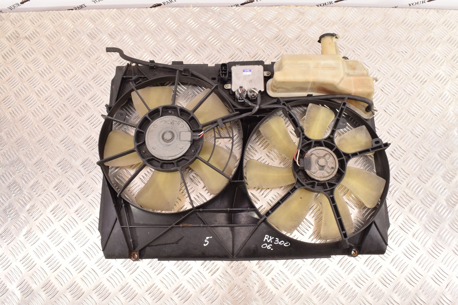 LEXUS RX300 0306 ENGINE COOLING FAN ECU 8925748020 4227501110 16363