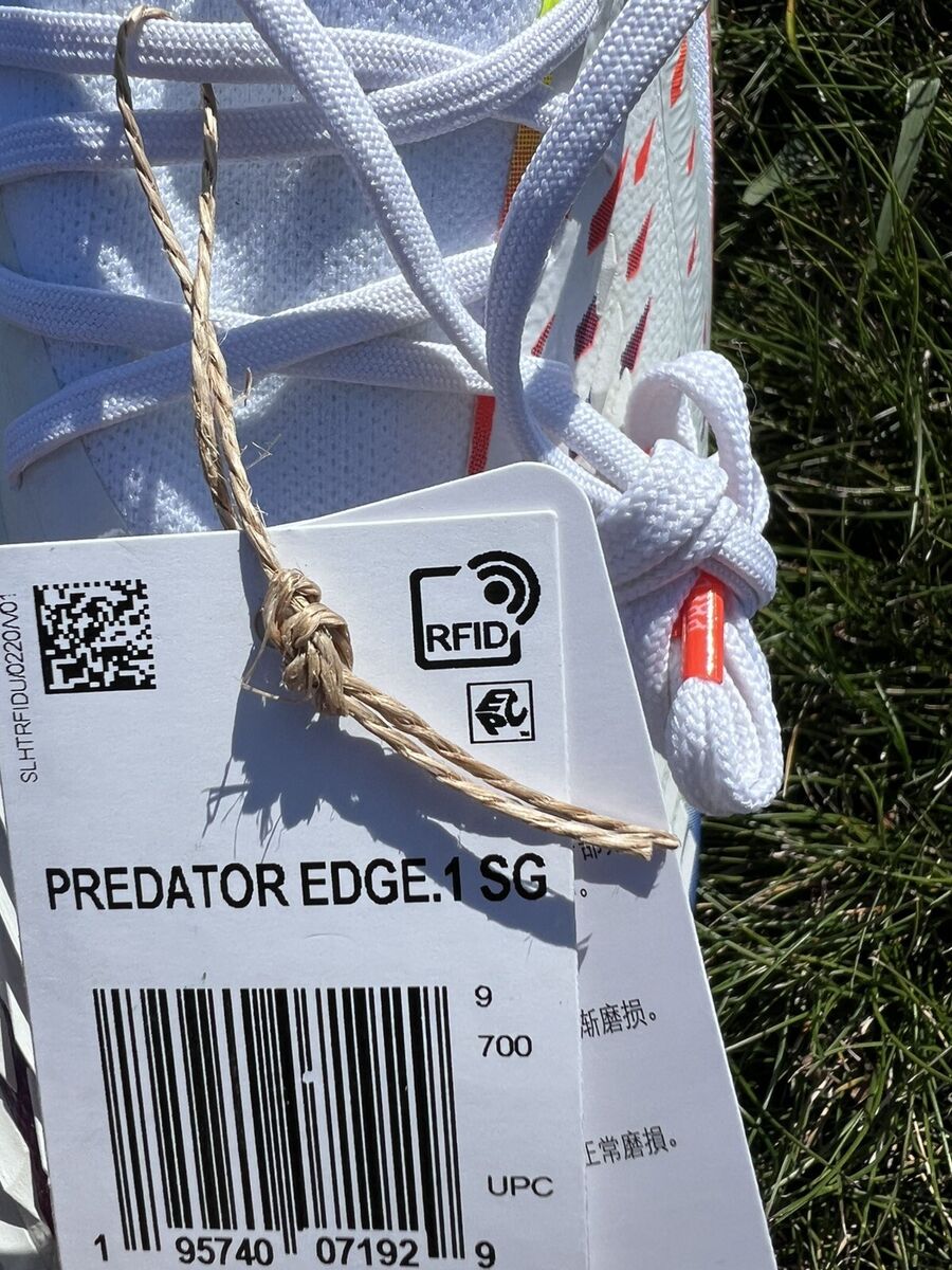 $250 9.5 Adidas Predator Edge.1 SG 'Al Rihla Pack - White $250 9.5 Adidas Predator Edge.1 SG 'Al Rihla Pack - White