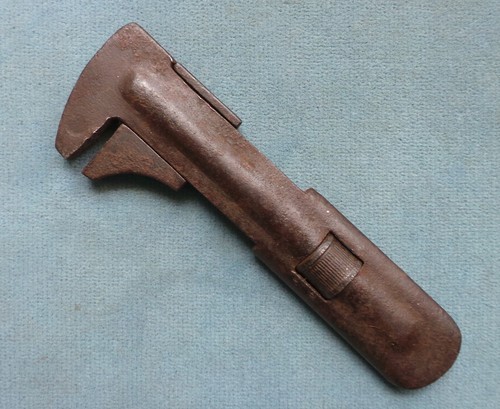 Petite Clé à Molette Ancienne - Outil Main 13 Cm - Acier - Collection/Utilisation