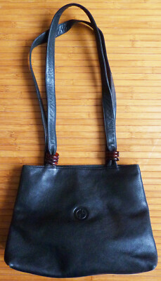 Sac bandoulière en cuir noir deals