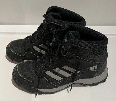 Boys Adidas Black Boots 2.5