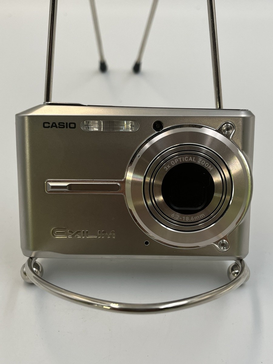 Casio EXILIM EX-S600 6.0MP 3X optical Zoom Digital Camera No