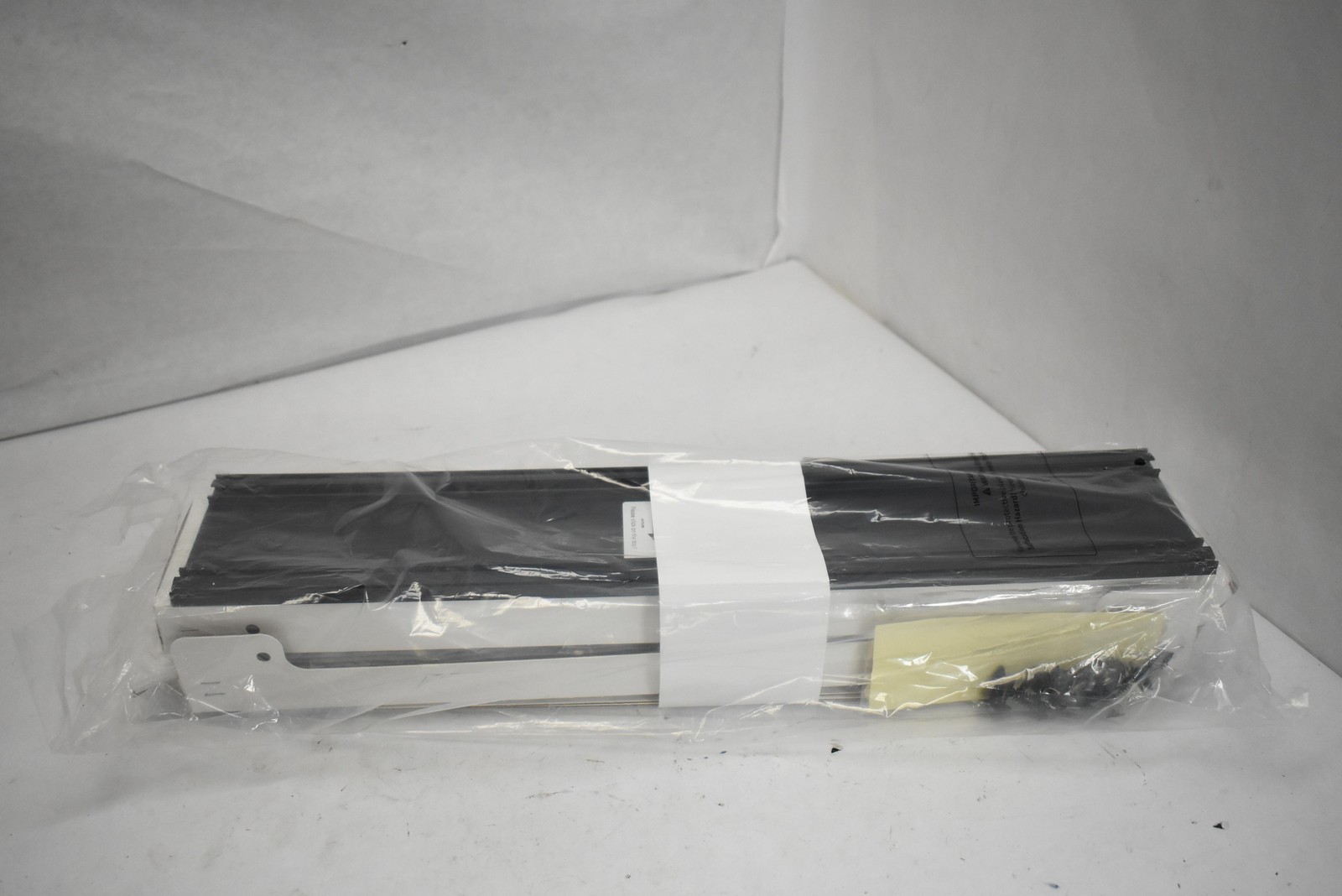 Model 110 Air Flow Window Vent Kit Adjustable Panel with Hardware New