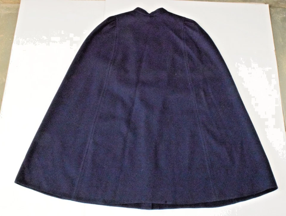 Vintage Cape Coat 1950s Navy Blue Wool Pleated Shoulders No Collar - Image 2 of 4