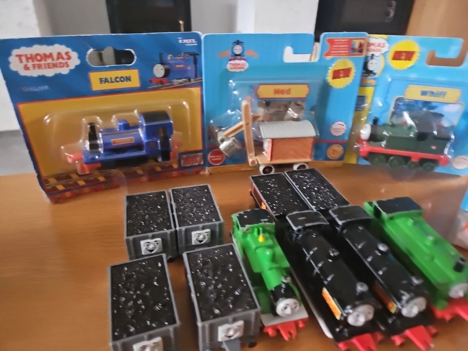 Bespoke Bundle Thomas & Friends Take Play Along Tank Engine - Image 2 of 3