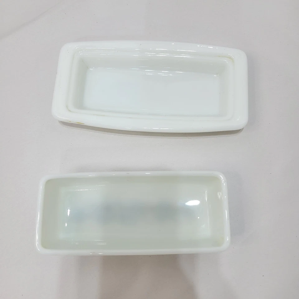 Pyrex Vintage Old Town Dark Blue Onion Butter Dish - Image 3 of 4