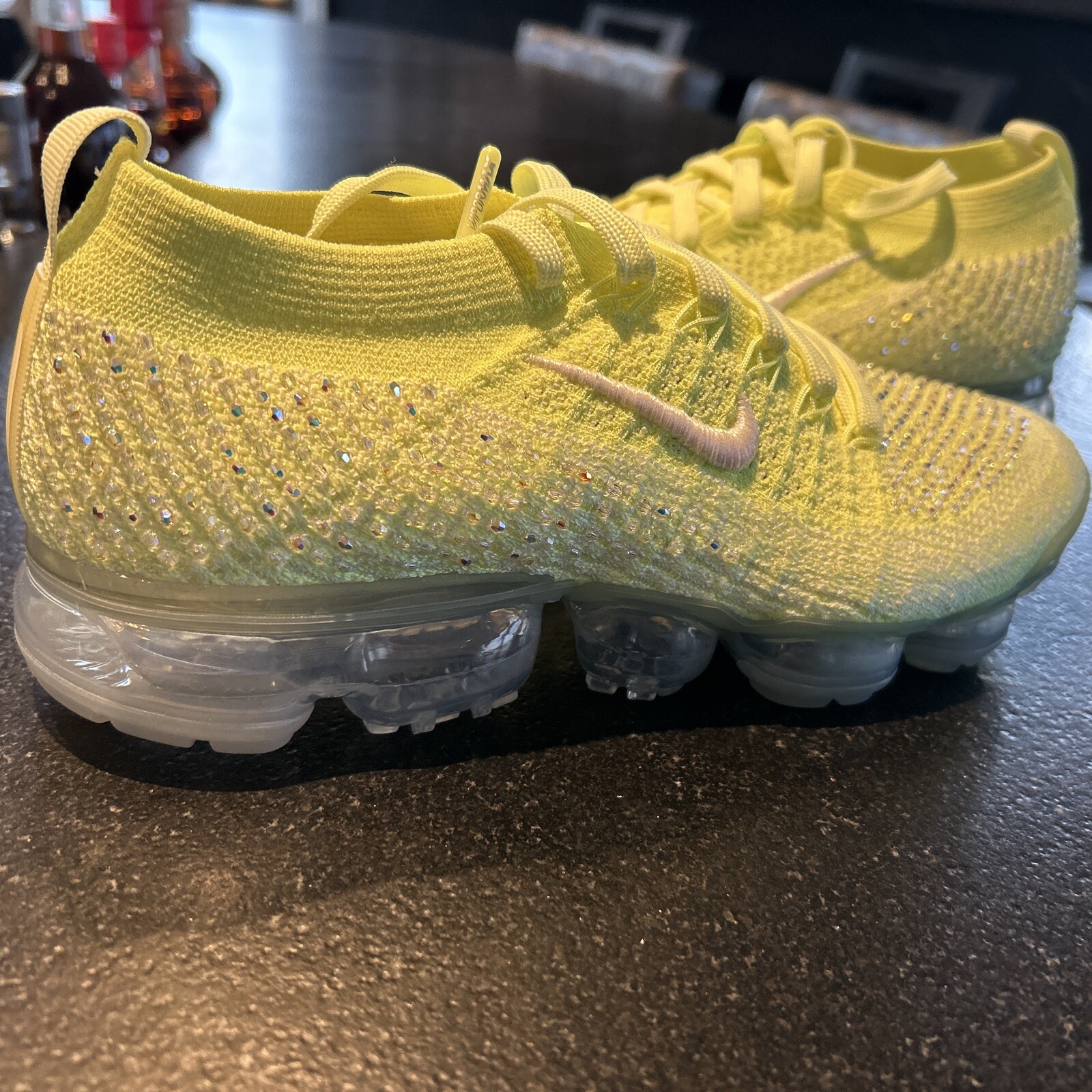 swarovski vapormax volt