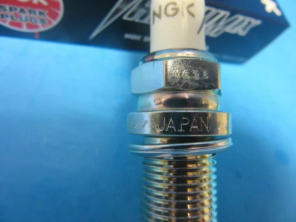 Set of 4 Spark Plugs NGK 93501 LKAR7BIX11S Iridium IX Upgrade Pre gapped - Image 3 of 4