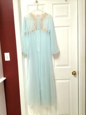 Vintage Gossard Artemis Peignoir