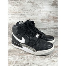 Youth Nike Air Jordan Legacy 312 GS Black/White/Cement Sneakers Sz 5Y Athletic