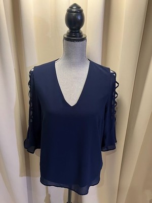 Rags to Wishes Women s Navy V-Neck Open Sleeve Blouse Size L