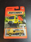 MATCHBOX ROAD STRIPE KING YELLOW 25/100