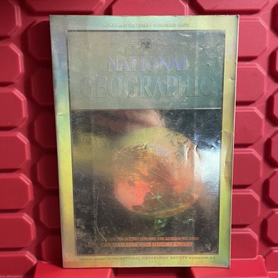 National Geographic Gold Holographic Earth Magazine Vol 174 Vtg December 1988