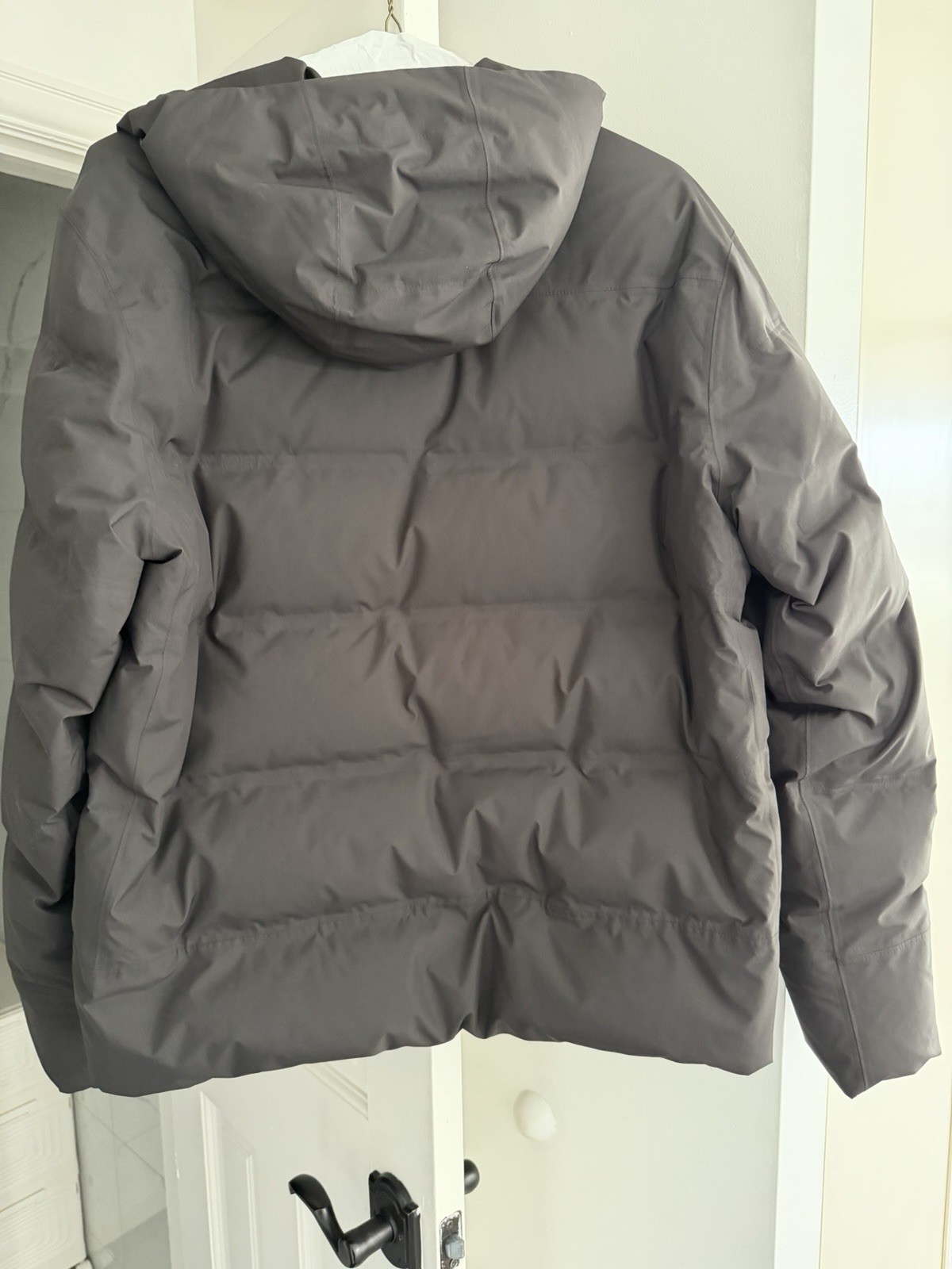 Patagonia Men's Jackson Glacier Jacket image 8