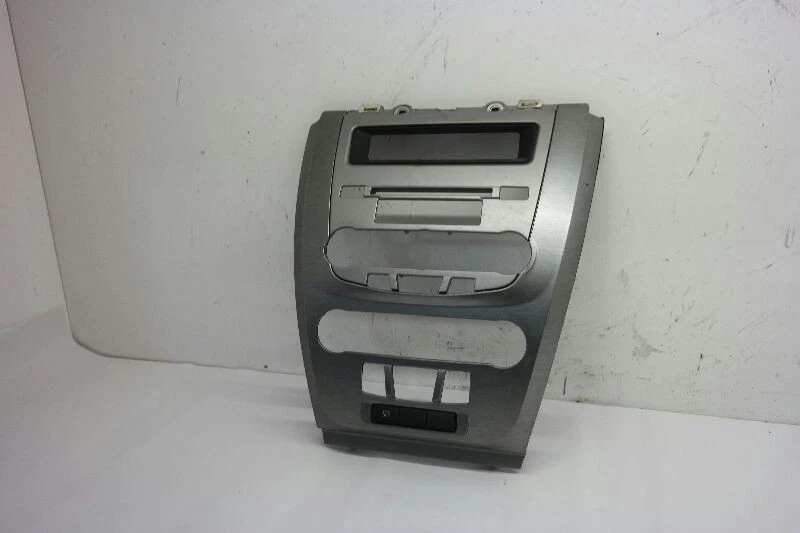 2010-2012 FORD FUSION RADIO BEZEL - Image 3 of 4