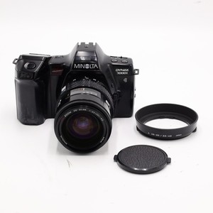 Minolta Dynax 7000i + Objectif Sigma 90mm Macro + Ringblitz – Japon