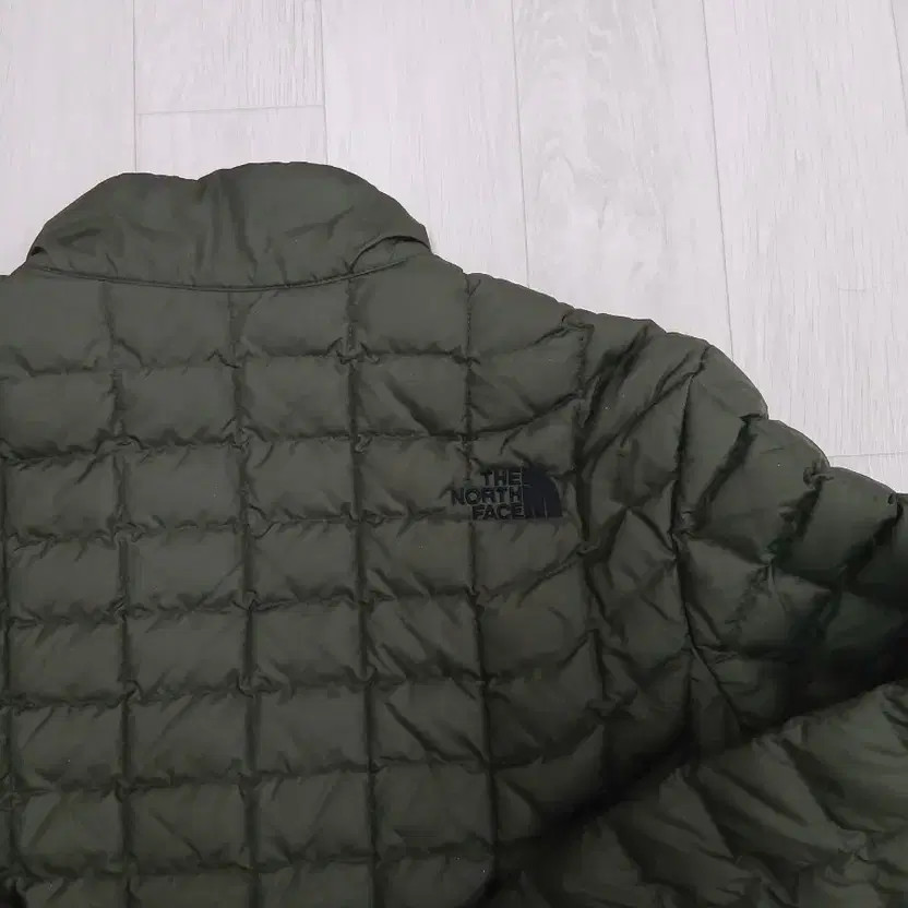 North Face Lightweight Padding Jacket 105 (XL) - image 4