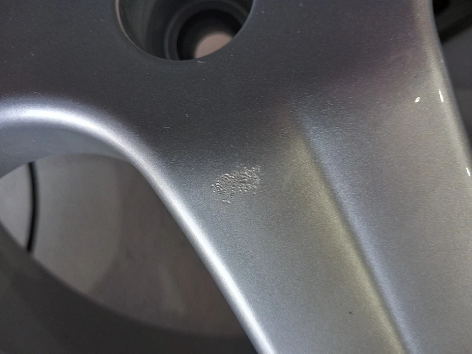 Kompletträder/ Sommerreifen195/45 R 16 / Enzo Alufelgen - Bild 3 von 4