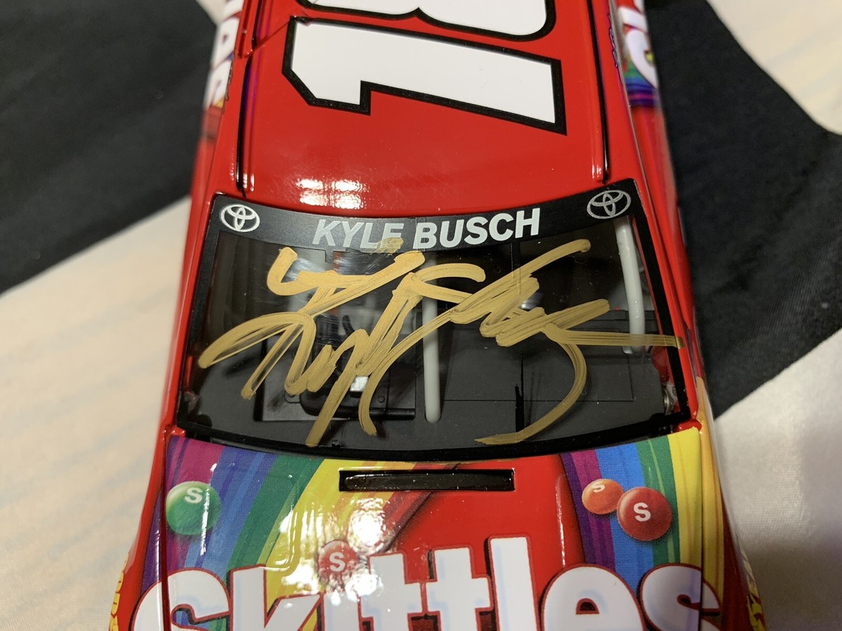 2014 Kyle Busch Autographed #18 Skittles Action 1/24 | eBay