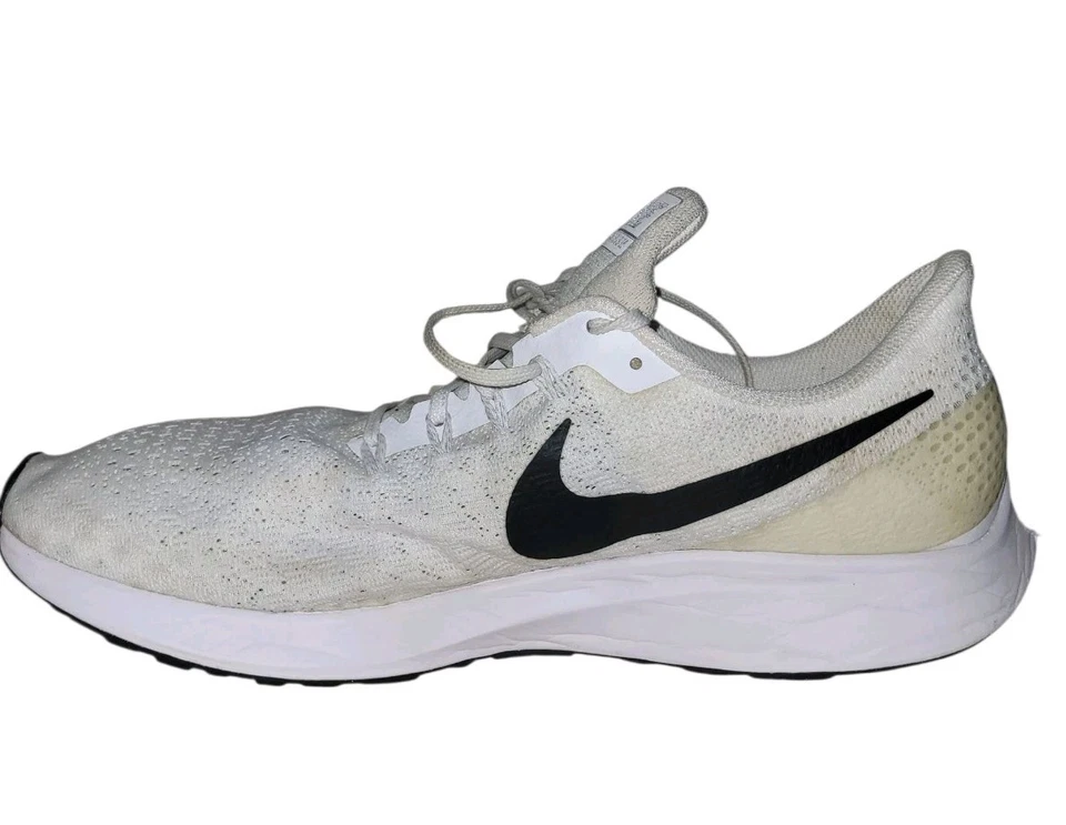 Size 14 - Nike Air Zoom Pegasus 35 TB White Black A03905-100 - Image 4 of 4