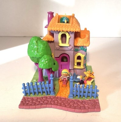 1994 Vintage Bluebird Polly Pocket Giraffe House Complete with all three Figures