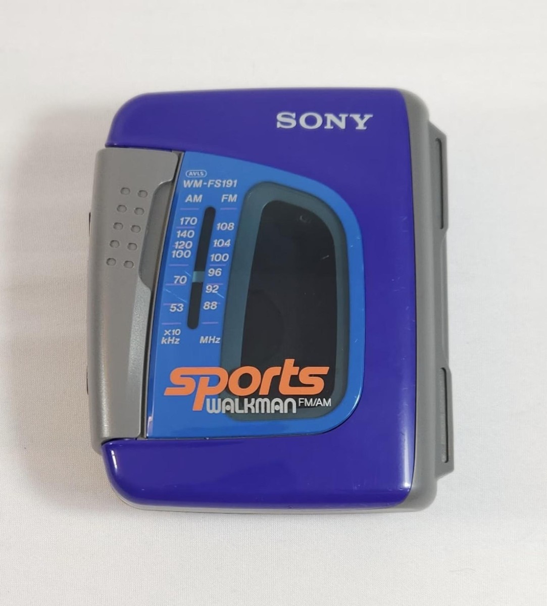 Vtg 1990's Sony Sports Walkman AM/FM Radio Cassette Player