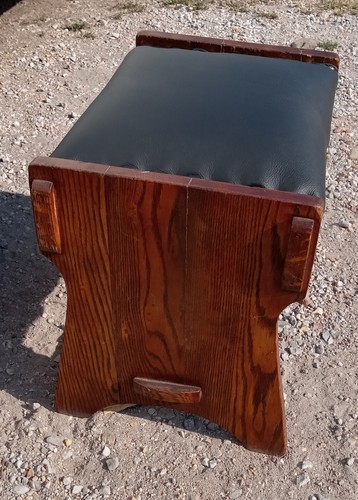 Solid Oak Mission Footstool / Stool (FS135) - Picture 2 of 5