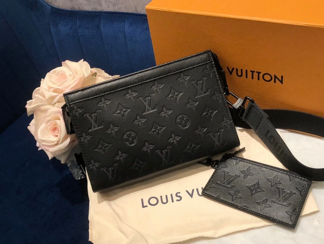 Louis Vuitton Gaston Wearable Wallet Black autres Cuirs