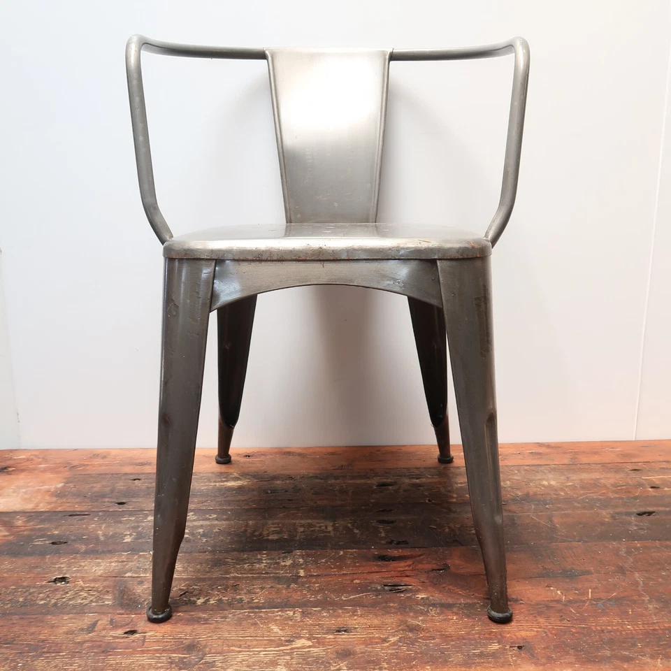 Silla de bañera Jackson de metal pulido World Market (A) Foto 2 de 4