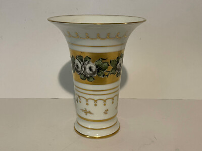 LIMOGES VASE um 1920 GOLD staffiert Weiße Rose Trichtervase