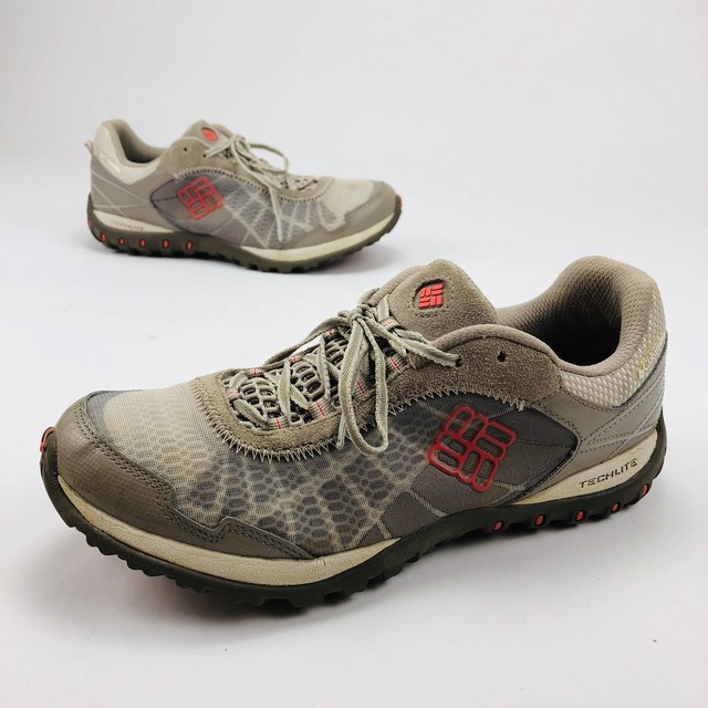 columbia techlite hiking shoes