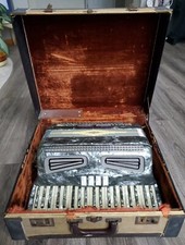 Vntg. Keyboard Accordion Gray Mother Of Pearl. Made In Italy,Works perfectly.