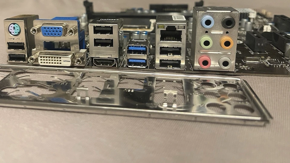 AMD A8-5600K APU Mainboard: MSI FM2-A75MA-E35 MS-7721 - Bild 2 von 2