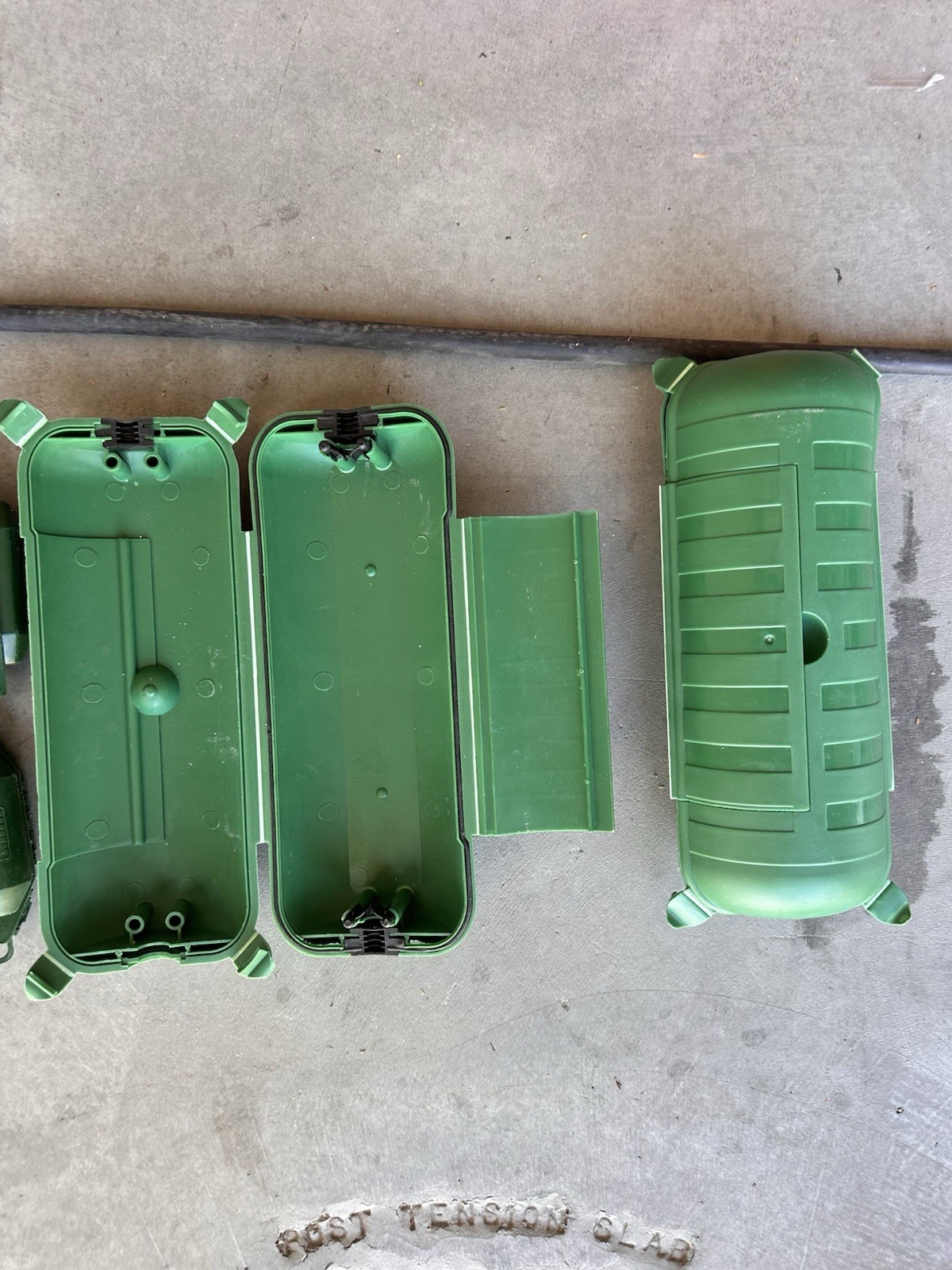 2 HDX Home Depot 25ft 14 Gauge 3 Inline Outlet Outdoor Extension Cord Green