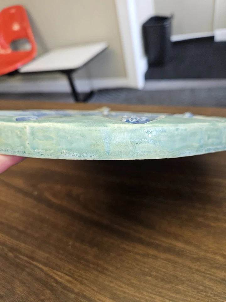 Reloj de pared HoneyBee cerámica hecho a mano zodiaco en esmalte de zafiro y aguamarina ¡Precio de venta sugerido por el fabricante $200! Foto 4 de 4