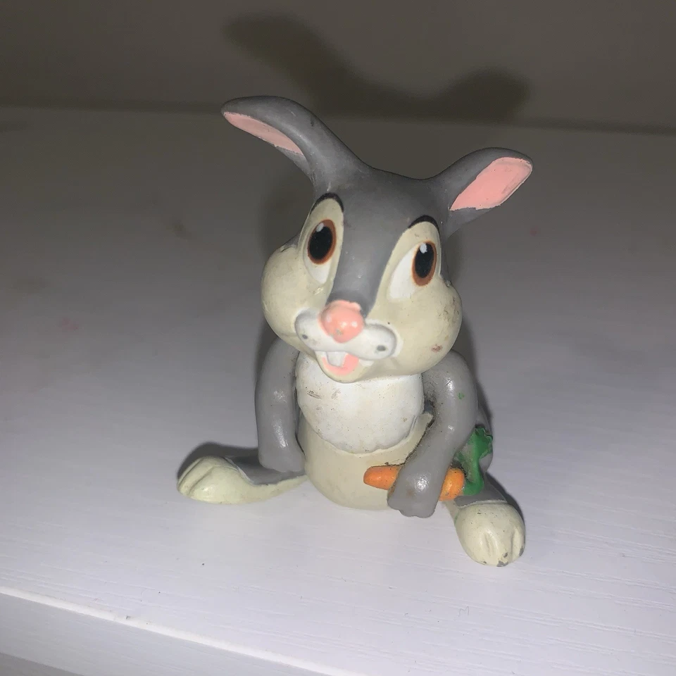 Винтажная мини-фигурка DISNEY Thumper из ПВХ от Bambi - Изображение 3 из 4