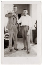 1908-1910 Gulf Supreme Auto Oil Lab Postcard